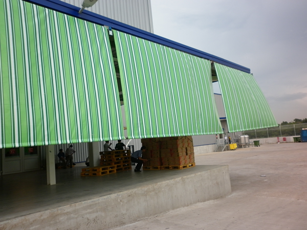 Mẫu bạt che nắng mưa chuyên dụng hiện nay? Nên mua ở đâu?