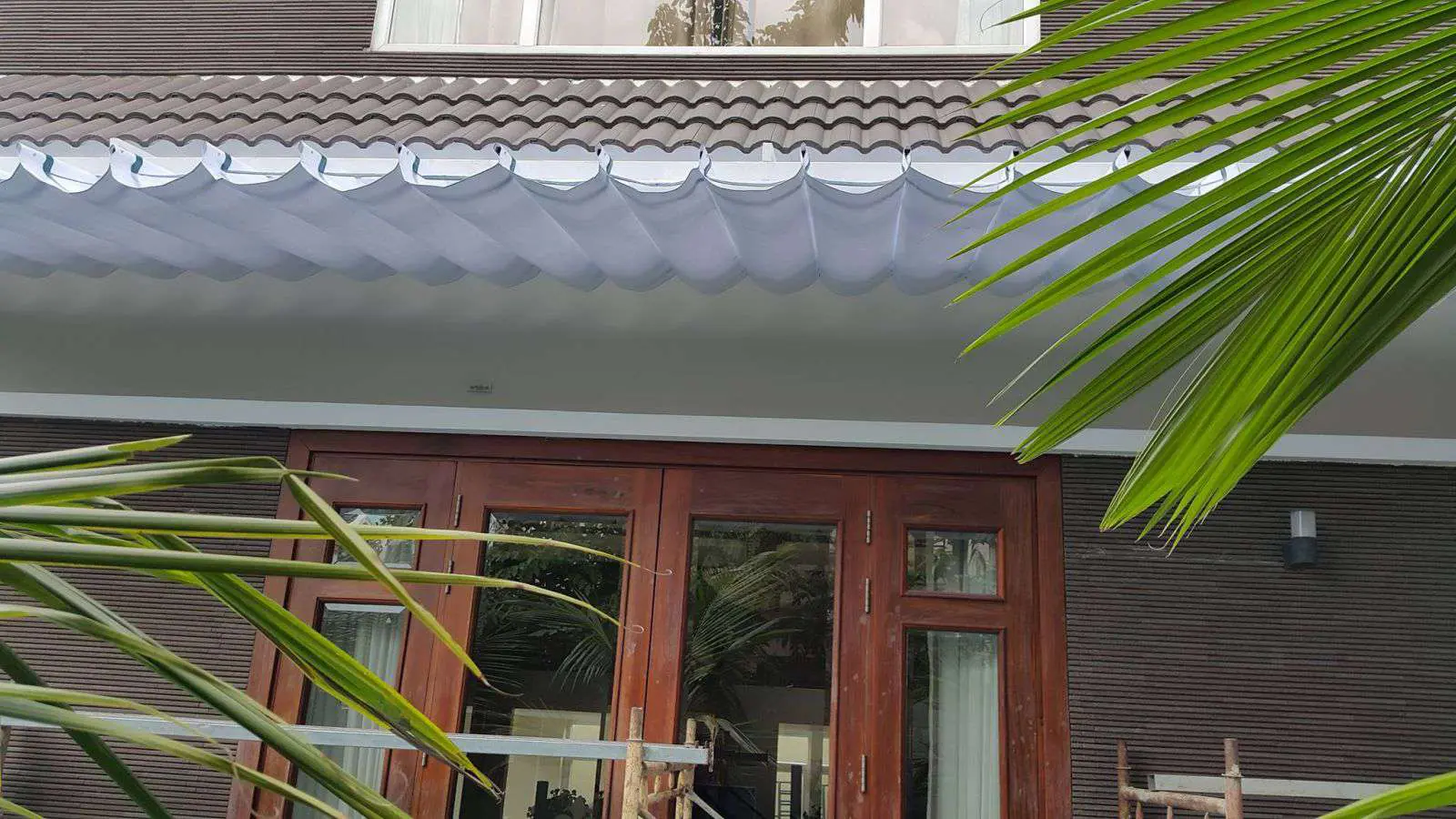 Dịch vụ lắp mái xếp TP. HCM uy tín, giá rẻ mai-xep-tphcm-1