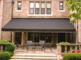 mai-che-san-truoc-nha-01