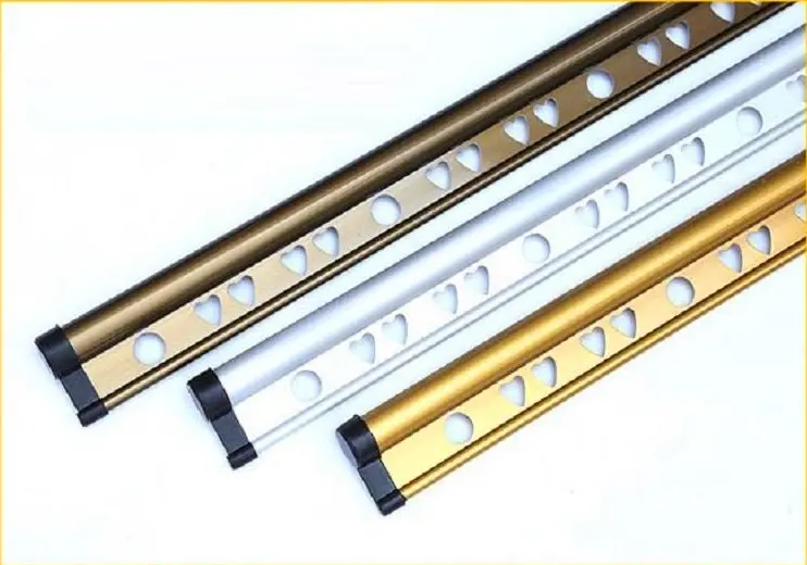 Mẫu thanh phơi đồ thông minh